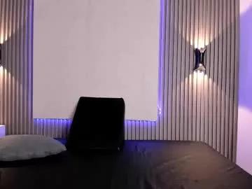 Girls free live sex cams: Check out the satisfaction of typing and cam2cam with our sensual livestreamers, who will teach you all about temptation and desires with their smoking hot physiques.
