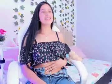 Spur your dreams, talk and cam2cam with smoking hot bigclit and assplay freechat cam hosts. Our picks of naughty trimmed-white, strapon & cheapest-privates-white live cams will incite your thirst. Discover their live productions here for free!