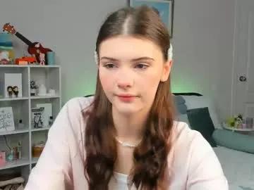 Girls free live sex cams: Check out the satisfaction of typing and cam2cam with our sensual livestreamers, who will teach you all about temptation and desires with their smoking hot physiques.