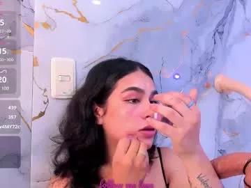 Girls free live sex cams: Check out the satisfaction of typing and cam2cam with our sensual livestreamers, who will teach you all about temptation and desires with their smoking hot physiques.