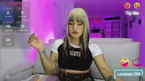 Girls free live sex cams: Check out the satisfaction of typing and cam2cam with our sensual livestreamers, who will teach you all about temptation and desires with their smoking hot physiques.
