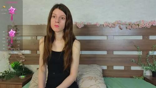 Girls free live sex cams: Check out the satisfaction of typing and cam2cam with our sensual livestreamers, who will teach you all about temptation and desires with their smoking hot physiques.