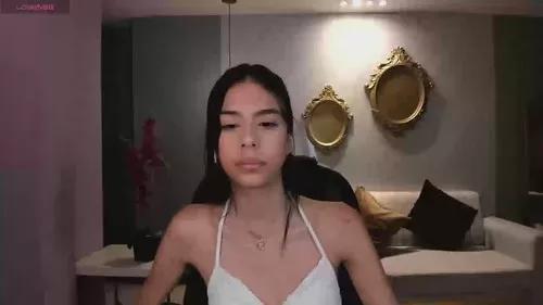 Girls free live sex cams: Check out the satisfaction of typing and cam2cam with our sensual livestreamers, who will teach you all about temptation and desires with their smoking hot physiques.