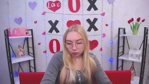 Spur your dreams, talk and cam2cam with smoking hot bigclit and assplay freechat cam hosts. Our picks of naughty trimmed-white, strapon & cheapest-privates-white live cams will incite your thirst. Discover their live productions here for free!