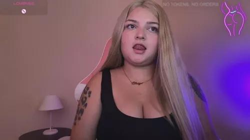 Girls free live sex cams: Check out the satisfaction of typing and cam2cam with our sensual livestreamers, who will teach you all about temptation and desires with their smoking hot physiques.