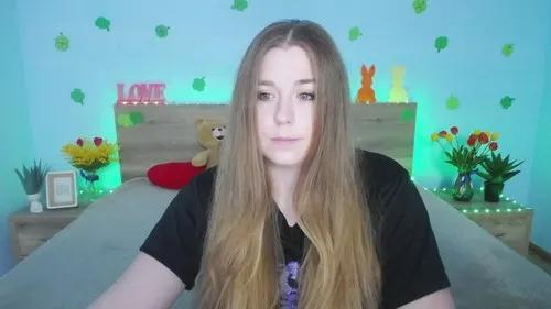 Girls free live sex cams: Check out the satisfaction of typing and cam2cam with our sensual livestreamers, who will teach you all about temptation and desires with their smoking hot physiques.