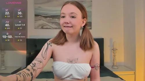 Photos of miawillis from Cherry is Freechat