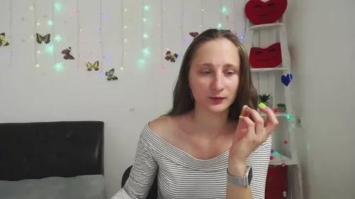 Photos of michelleee from Cherry is Freechat