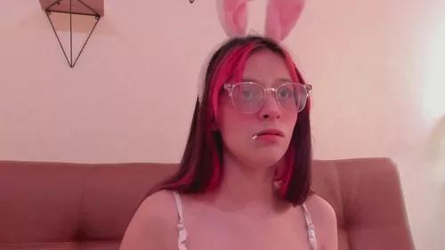 Photos of redmeloddy from Cherry is Freechat