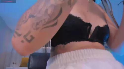 Photos of taralawrencex from Cherry is Freechat