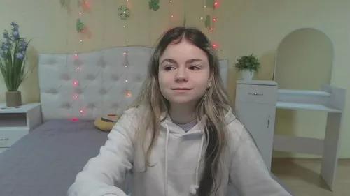 Girls free live sex cams: Check out the satisfaction of typing and cam2cam with our sensual livestreamers, who will teach you all about temptation and desires with their smoking hot physiques.