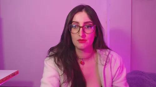 Photos of victoriar13 from Cherry is Freechat