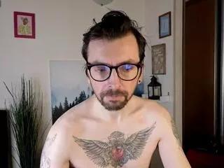 aadam_campbell from Flirt4Free is Freechat