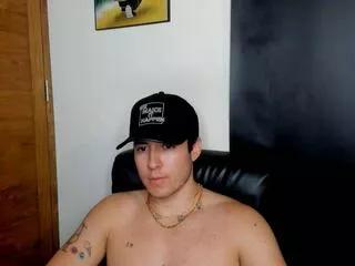 aaron_bain from Flirt4Free is Freechat
