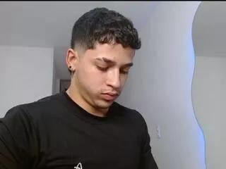 adam_keith from Flirt4Free is Freechat