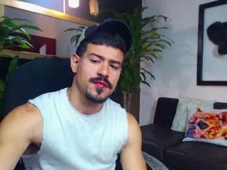 alejo_king from Flirt4Free is Freechat