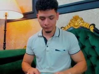 Girls free live sex cams: Check out the satisfaction of typing and cam2cam with our sensual livestreamers, who will teach you all about temptation and desires with their smoking hot physiques.