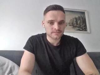 andrew_noble from Flirt4Free is Freechat