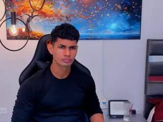 andy_koop from Flirt4Free is Freechat