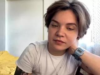 angeline_desando from Flirt4Free is Freechat