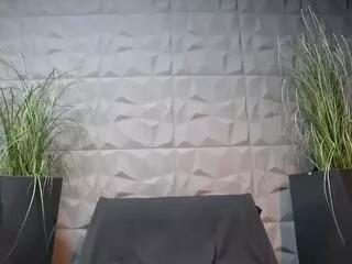 Girls free live sex cams: Check out the satisfaction of typing and cam2cam with our sensual livestreamers, who will teach you all about temptation and desires with their smoking hot physiques.