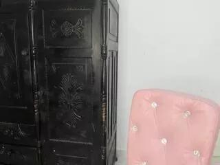 aria_riva from Flirt4Free is Freechat