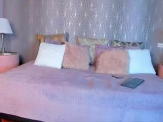 Girls free live sex cams: Check out the satisfaction of typing and cam2cam with our sensual livestreamers, who will teach you all about temptation and desires with their smoking hot physiques.