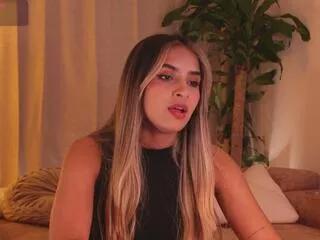 Girls free live sex cams: Check out the satisfaction of typing and cam2cam with our sensual livestreamers, who will teach you all about temptation and desires with their smoking hot physiques.