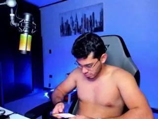 Girls free live sex cams: Check out the satisfaction of typing and cam2cam with our sensual livestreamers, who will teach you all about temptation and desires with their smoking hot physiques.