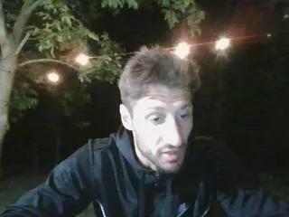 chris_aron from Flirt4Free is Freechat