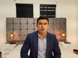 chris_clarck from Flirt4Free is Freechat