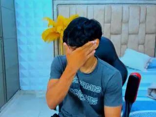daante_king from Flirt4Free is Freechat