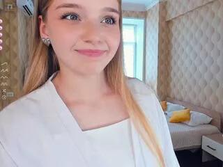 eadlin_cockcroft from Flirt4Free is Freechat