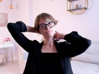 Girls free live sex cams: Check out the satisfaction of typing and cam2cam with our sensual livestreamers, who will teach you all about temptation and desires with their smoking hot physiques.