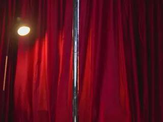 Girls free live sex cams: Check out the satisfaction of typing and cam2cam with our sensual livestreamers, who will teach you all about temptation and desires with their smoking hot physiques.