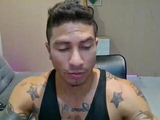 fagu_lion from Flirt4Free is Freechat
