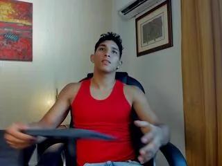 harry_nice from Flirt4Free is Freechat