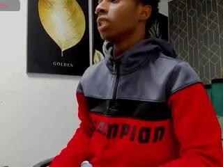 isaac_montana from Flirt4Free is Freechat