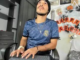 jackson_collins from Flirt4Free is Freechat