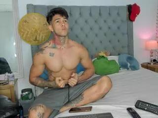 jhon_connor from Flirt4Free is Freechat