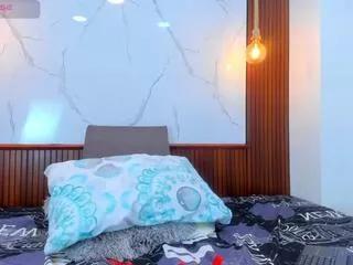 katalina_mon from Flirt4Free is Freechat