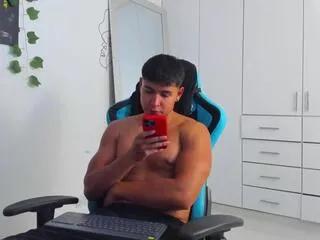 kevin_bray from Flirt4Free is Freechat