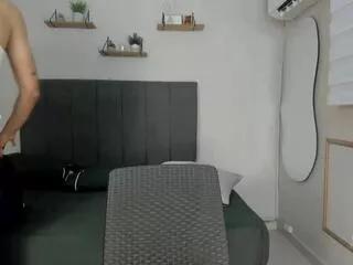 kriss_santos from Flirt4Free is Freechat