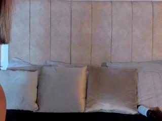laura_saenz from Flirt4Free is Freechat