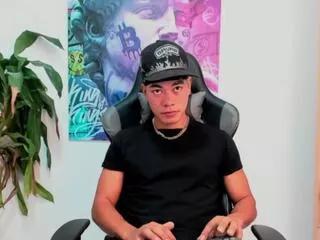 liam_rey from Flirt4Free is Freechat