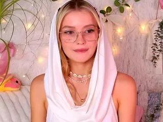 Girls free live sex cams: Check out the satisfaction of typing and cam2cam with our sensual livestreamers, who will teach you all about temptation and desires with their smoking hot physiques.