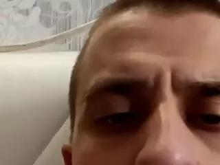 lunato_reno from Flirt4Free is Freechat