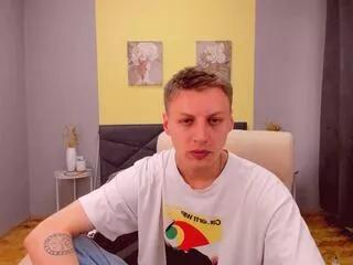 mark_kennett from Flirt4Free is Freechat