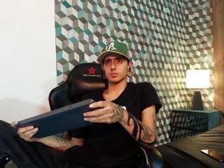 matthew_dixon from Flirt4Free is Freechat