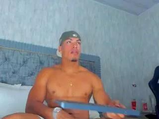max_mayers from Flirt4Free is Freechat